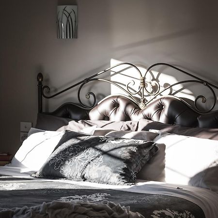 Noah'S Stanley Luxury Bed And Breakfast Exterior photo